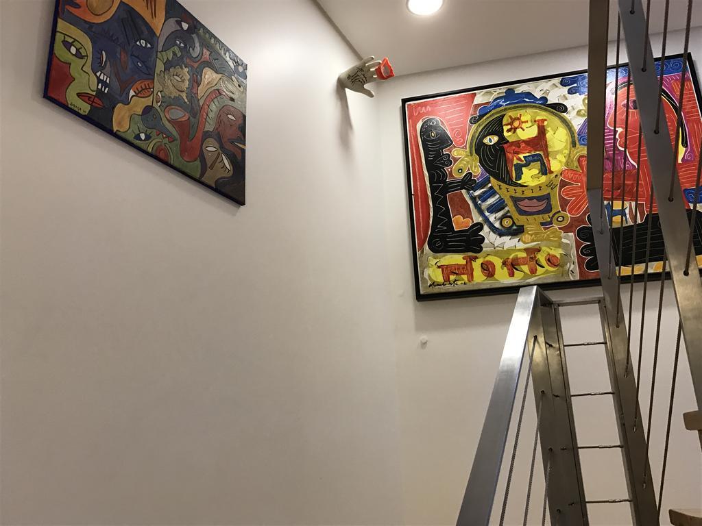 Hostel Petit Lusa Lissabon Exterior foto