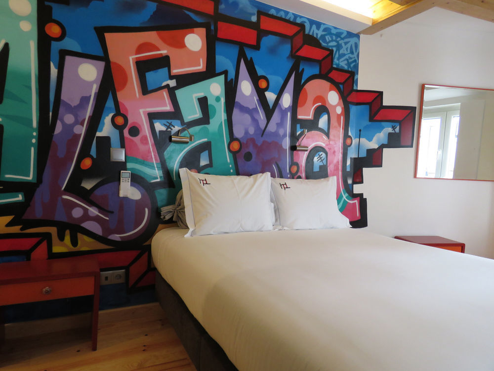 Hostel Petit Lusa Lissabon Exterior foto