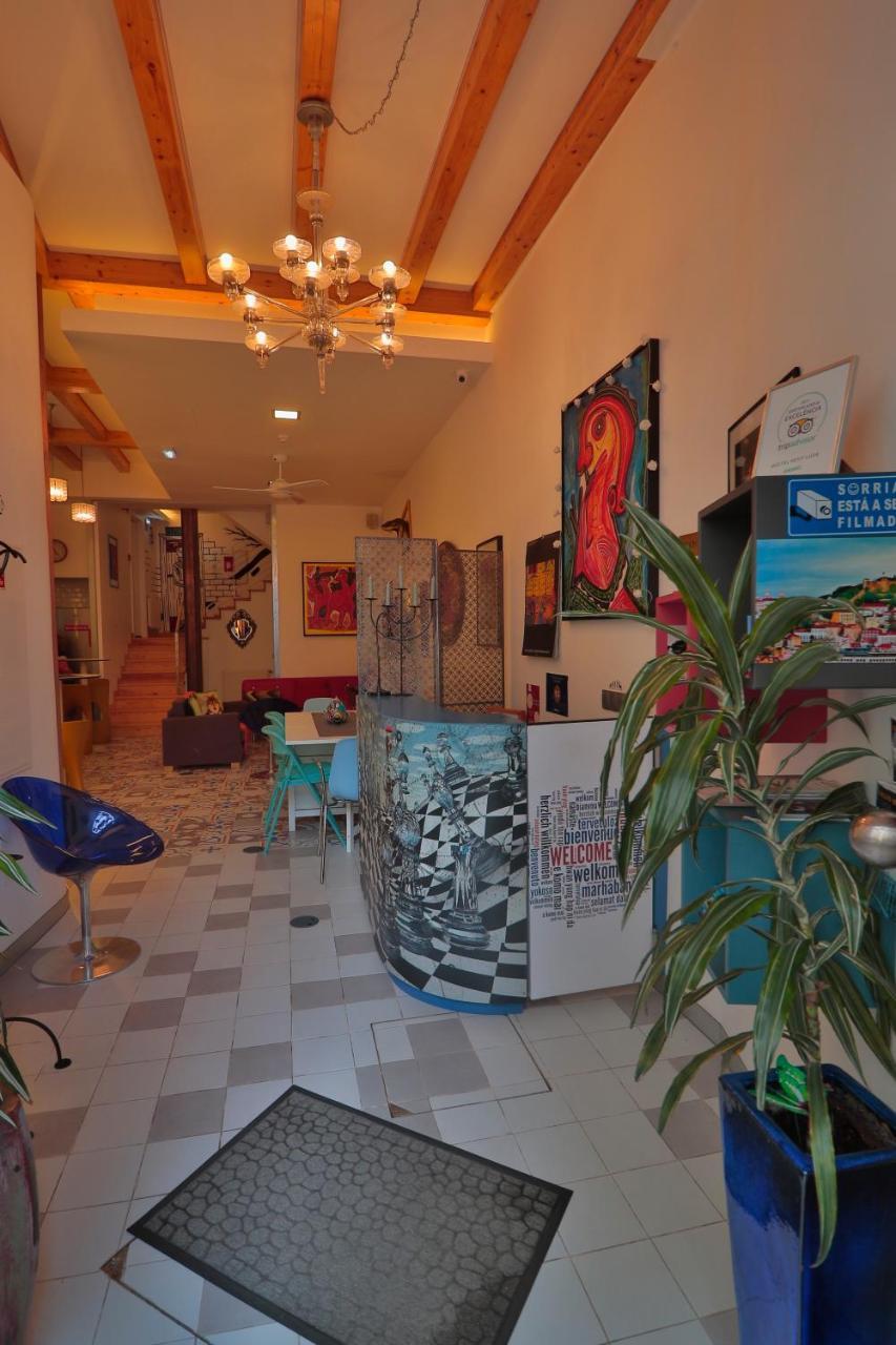 Hostel Petit Lusa Lissabon Exterior foto